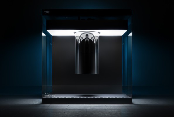 IBM presenta su primera computadora cuántica comercial.