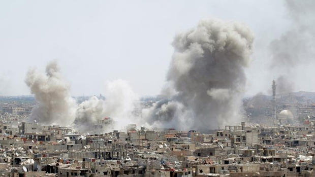 Feroz bombardeo contra túneles de ISIS