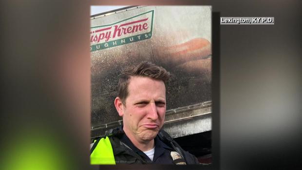 [TLMD - national] Policías consternados tras incendio de camión de donas