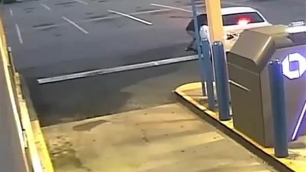 [TLMD - NATL] Buenos samaritanos impiden robo en cajero automático