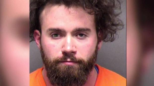 [TLMD - SA] Sospechoso acusado de matar a novia a golpes