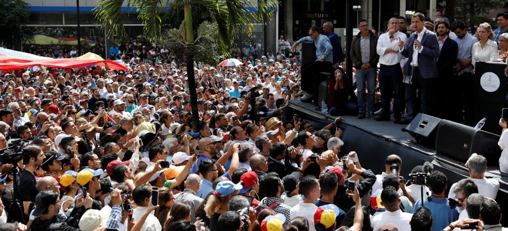 Asamblea Nacional de Venezuela llama a “cabildo abierto” para definir plan contra Maduro