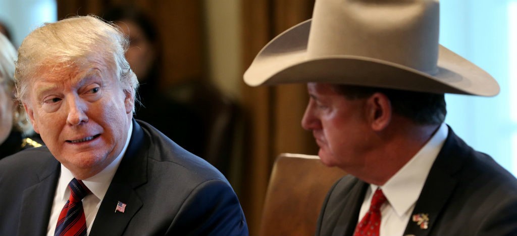 Da marcha atrás Trump y descarta “emergencia nacional” ante negativa para el muro