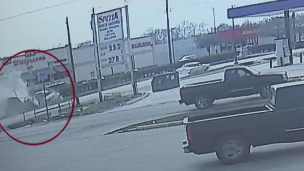 [TLMD - Houston] Momento del mortal choque en el que acusan a menor de 14 años