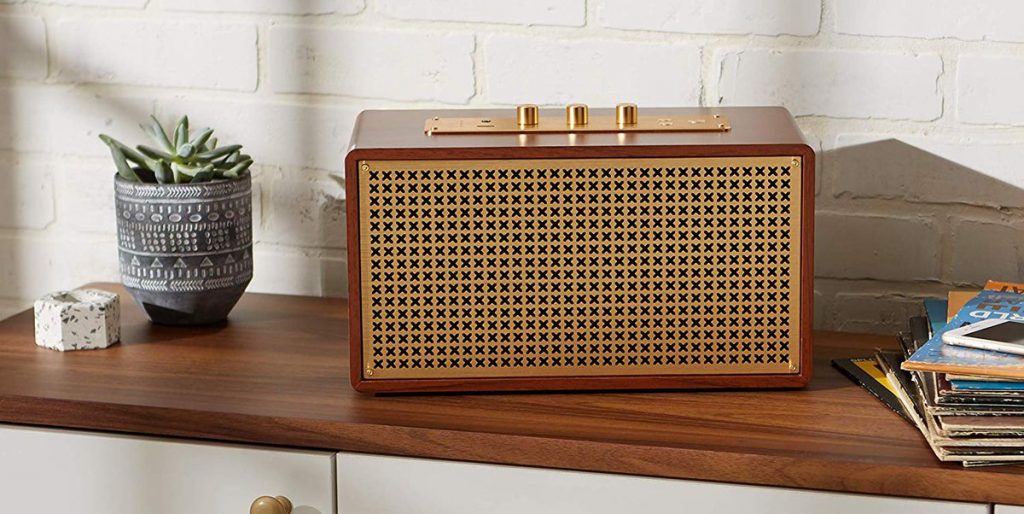 Este altavoz Bluetooth vintage está a la venta en Amazon por solo $ 99