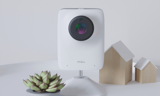 Miku vigila a tu bebé (y los latidos del corazón de tu bebé) mientras te relajas