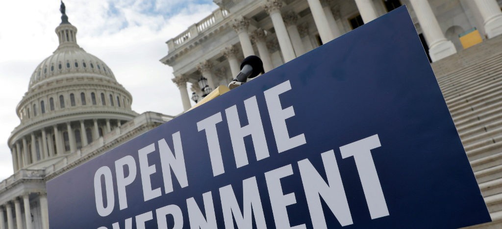 Rechaza Senado de EU propuestas para terminar cierre de gobierno