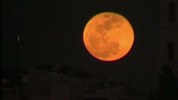 Científicos de la NASA explican espectacular eclipse lunar