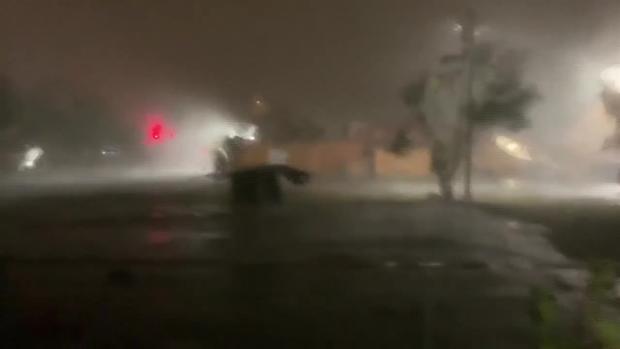 Video capta momento en que fuertes vientos causan estragos en Hialeah