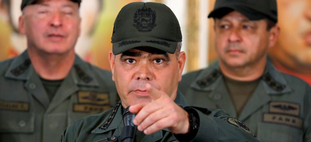 “Van a tener que pasar por estos cadáveres”: Fuerzas Armadas de Venezuela responden a Trump