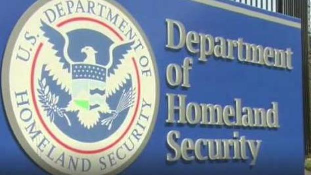 [TLMD - LV] Tomarán años los retrasos en las cortes de Inmigración