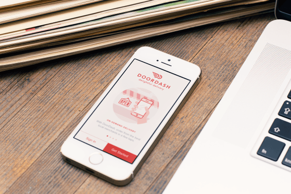 DoorDash subsidia los salarios de los conductores con propinas