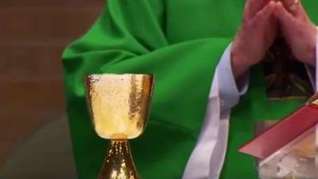 Identifican a cientos de supuestos curas pederastas