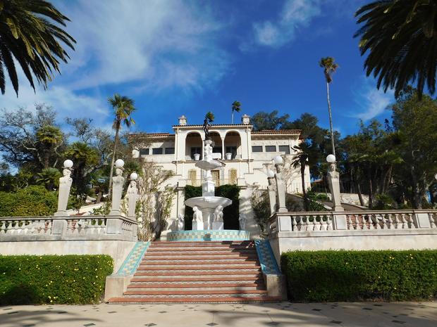 Castillo Hearst: un lugar lleno de historia en la costa de California
