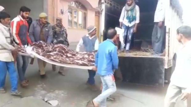 India: mueren decenas tras ingerir licor envenenado