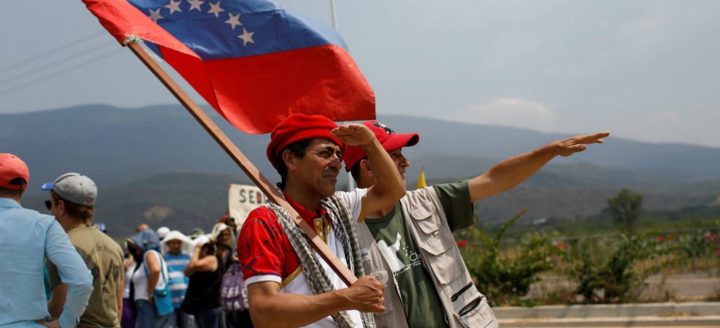 Cierra Venezuela tres puentes fronterizos con Colombia