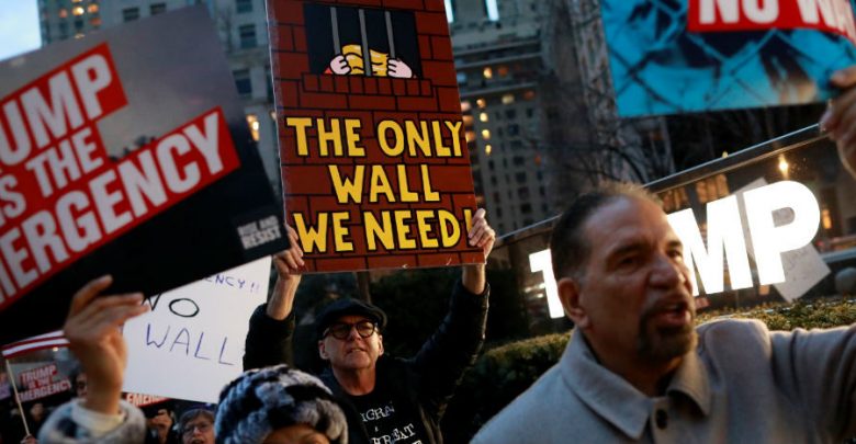 Convocan manifestaciones contra la declaración de emergencia de Trump en EU