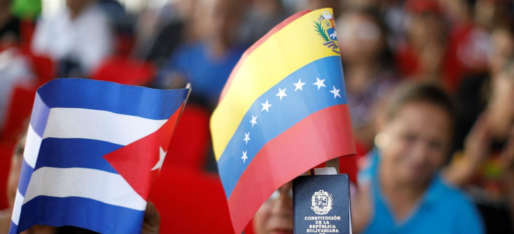 Cuba acusa a EU de preparar acción militar contra Venezuela “disfrazada de ayuda humanitaria”