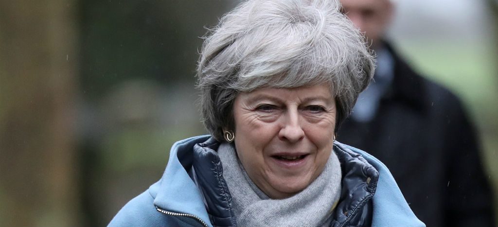 May pedirá a Parlamento ampliar periodo para negociar el Brexit
