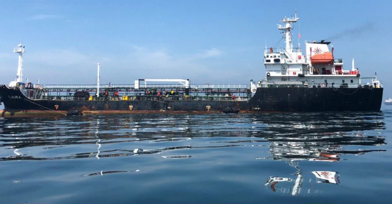 Millones de barriles de crudo venezolano navegan sin rumbo por sanciones