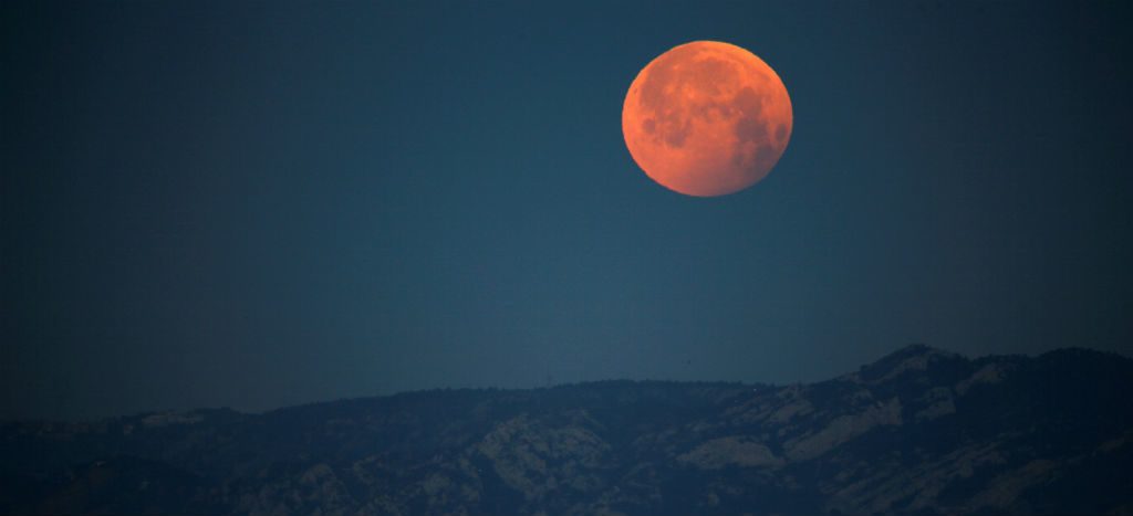 Proyecta Rusia enviar misión tripulada a la Luna en 2031