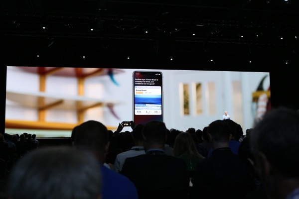 Siri obtiene nuevos atajos de aerolíneas, pedidos de comida y diccionarios, y más en camino