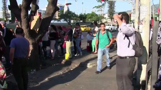 Salvadoreños se preparan para los comicios presidenciales