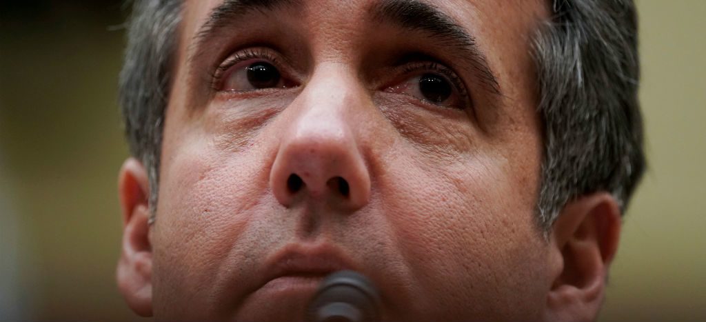 Trump es “un racista, estafador y tramposo”: Cohen al comparecer ante el Congreso