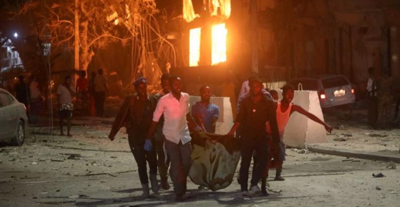 Al menos 29 muertos y cerca de 80 heridos tras atentando en un hotel de Mogadiscio, Somalia