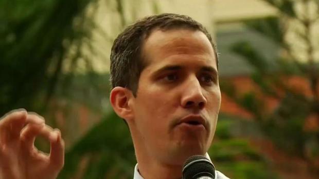 Liberan a periodista y acusan a Guaidó de sabotaje