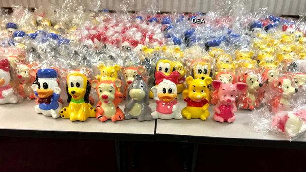 [TLMD - MIA] Decomisan droga dentro de juguetes de Disney