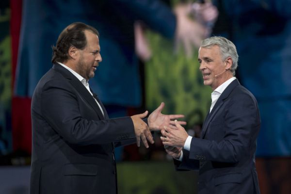 Cómo Salesforce allanó el camino para el enfoque de la plataforma SaaS