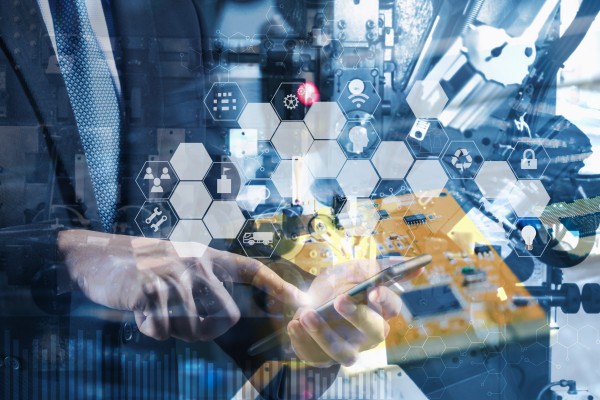 El inicio de automatización de procesos de robótica UiPath está recaudando $ 400 millones en una valoración de más de $ 7B