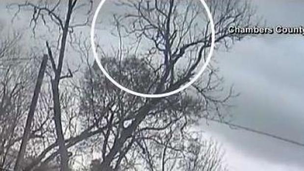 En video: los últimos segundos del avión que se estrelló en Texas