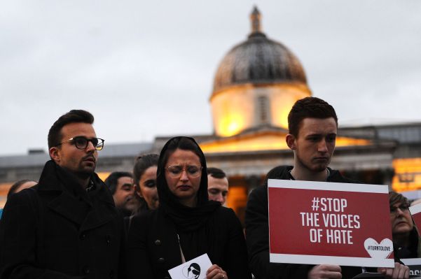 La IA de Facebook no pudo detectar asesinatos en masa