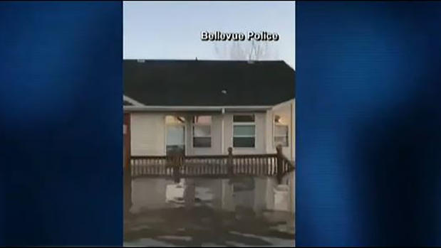 [TLMD - LV] Más personas desalojadas en EEUU por lluvias