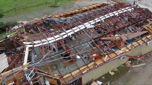 [TLMD - NATL] Desde el aire: así quedó zona de Alabama tras el paso de dos tornados