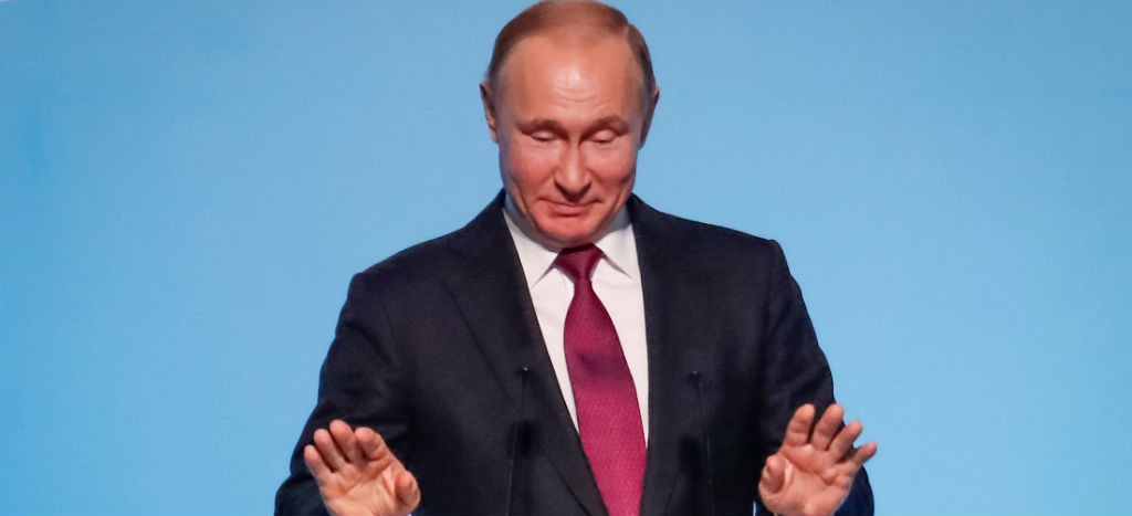 Vladimir Putin firma decreto sobre suspensión del tratado INF por parte de Rusia