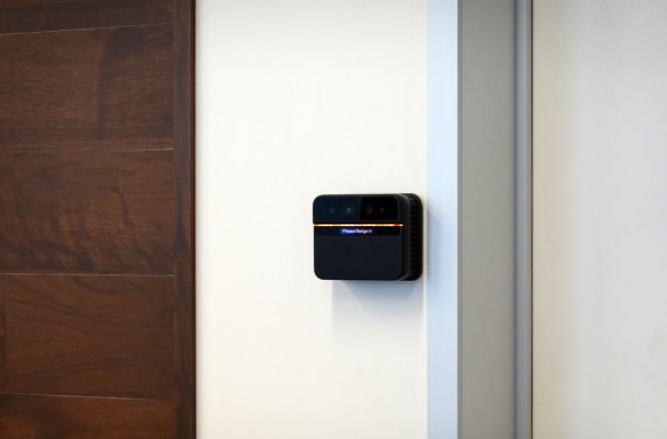 Alcatraz AI está construyendo ID de cara para insignias corporativas