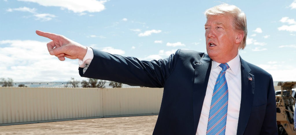 EU está desbordado por la llegada de indocumentados, asegura Trump en Calexico