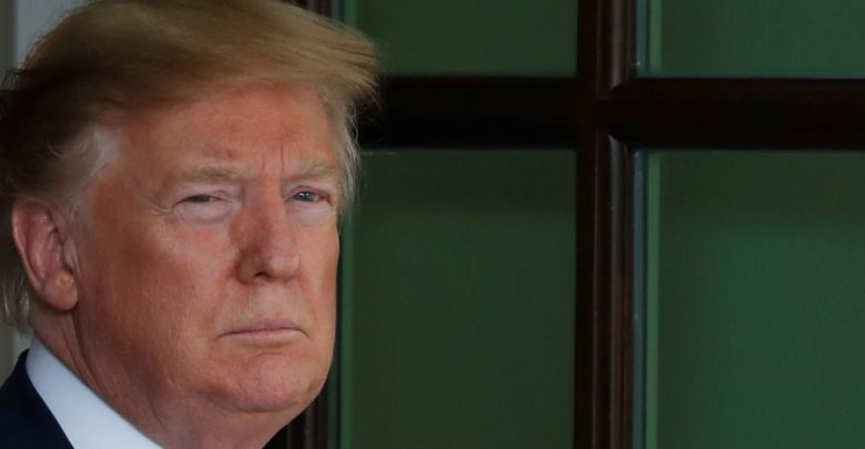 Propaganda de Trump plagia música de Batman y Warner Brothers lo frena | Video