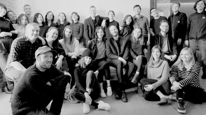 Experto Verificado Diseñador de Marca: Personaje