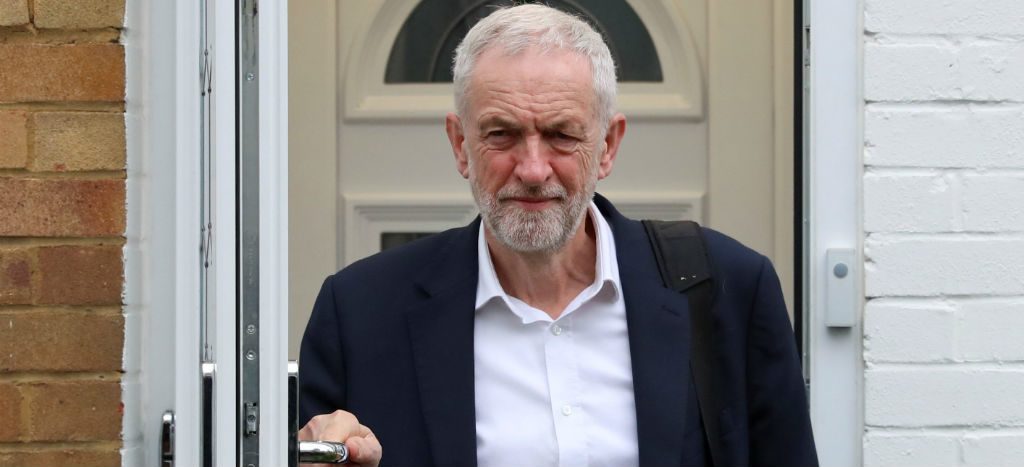 Reino Unido debería oponerse a extradición de Assange: Corbyn
