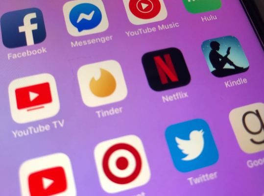 Tim Cook quiere que dejes tu iPhone