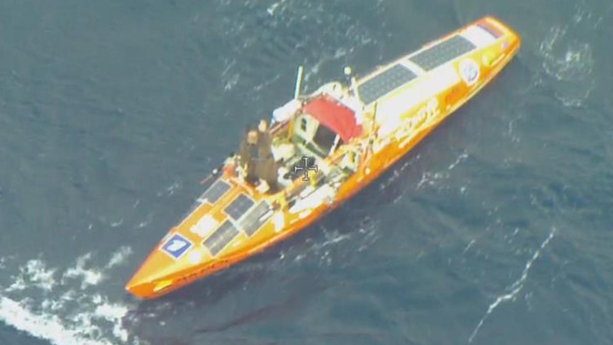 Solo y en kayak: el ruso que navegó 141 días en el mar