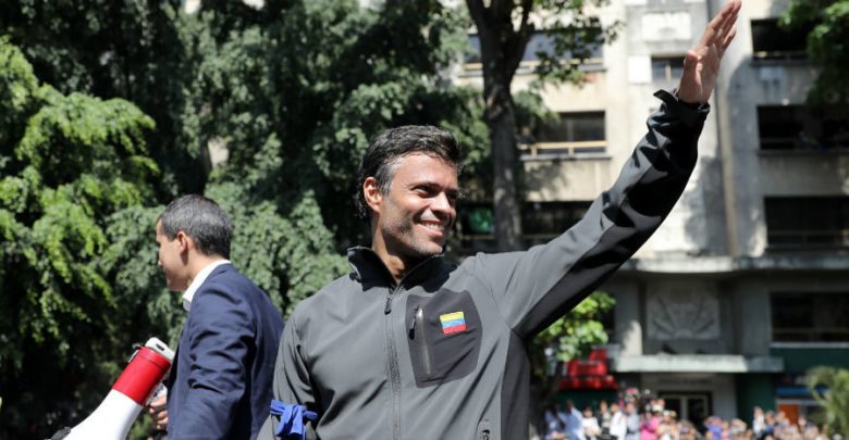 Venezuela: Leopoldo López y su familia ingresaron como “huéspedes” a embajada de Chile