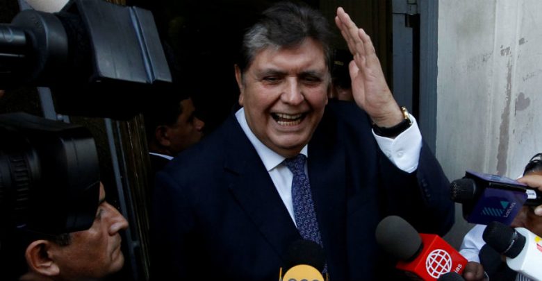 Detención de Alan García, en cumplimiento de un mandato judicial: fiscales; rechazan que se les investigue