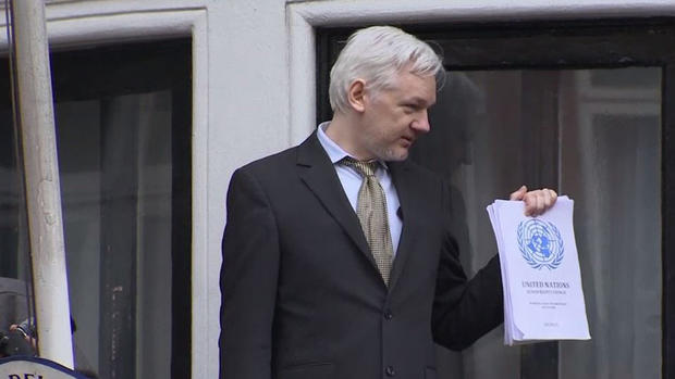 Activista encerrado en Embajada contra las cuerdas