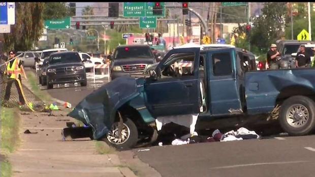 Choque en Phoenix: muere pareja y bebé de tres meses 