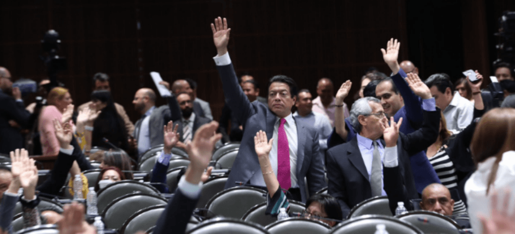 Guardia Nacional, reforma educativa y Plan Nacional de Desarrollo, para sesiones extraordinarias: Delgado